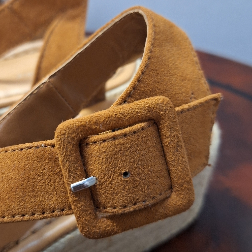 American Eagle Tan Faux Suede Open Toe Buckle Strap Platform Espadrilles Sandals - Picture 10 of 16
